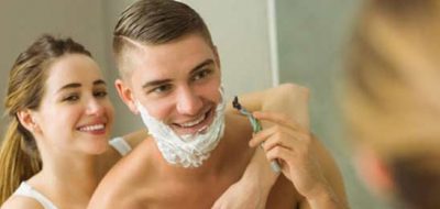 Rasierpickel vermeiden: Die besten Rasiertipps gegen Rasurbrand Rasierpickel vermeiden: Die besten Rasiertipps gegen Rasurbrand